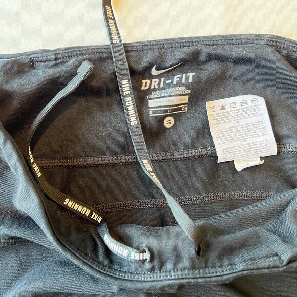 Nike Running Dri Fit Women's Workout Active Capri Leggings size small - Picture 6 of 9